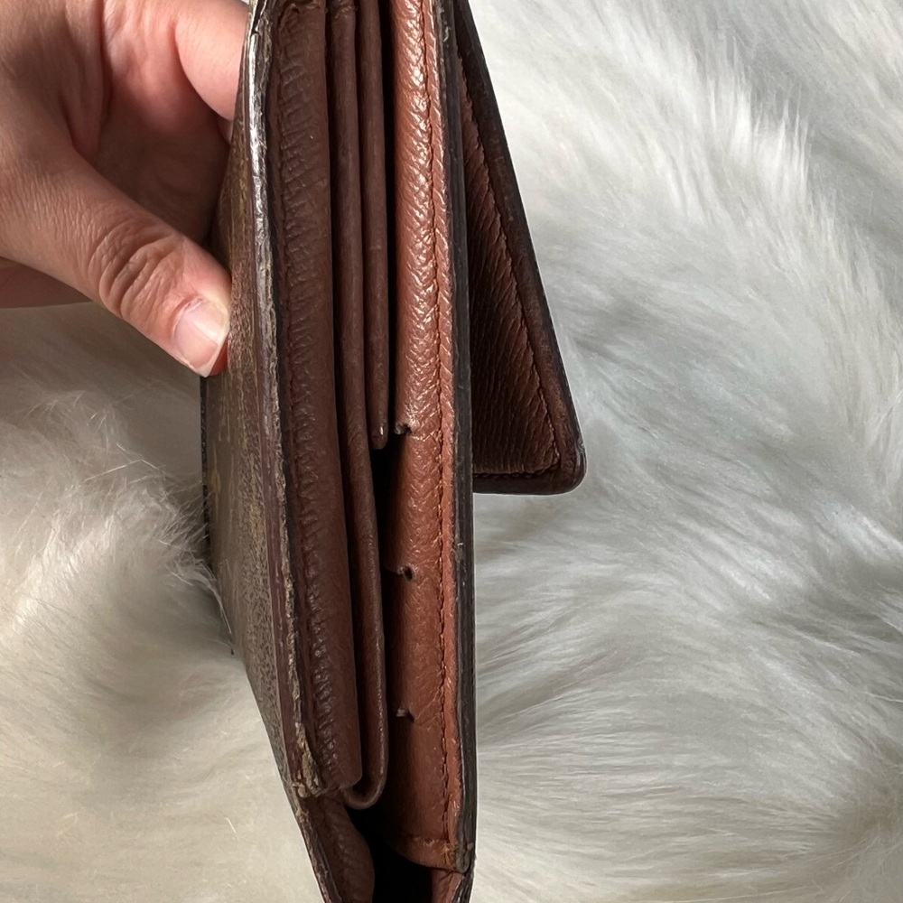 Louis Vuitton LV Long Wallet - Picture 9 of 12